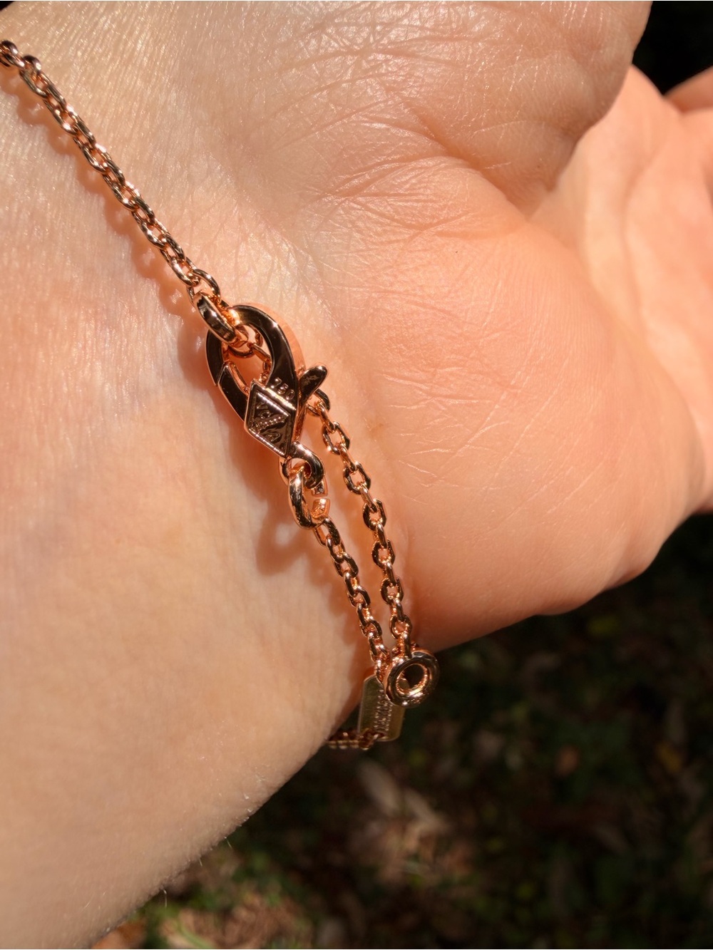 Red Ladybug Charm Bracelet Gold Plated - Picture 3 of 5
